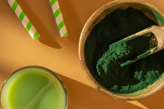 Źródło spiruliny - spirulina w proszku, właściwości, dawkowanie