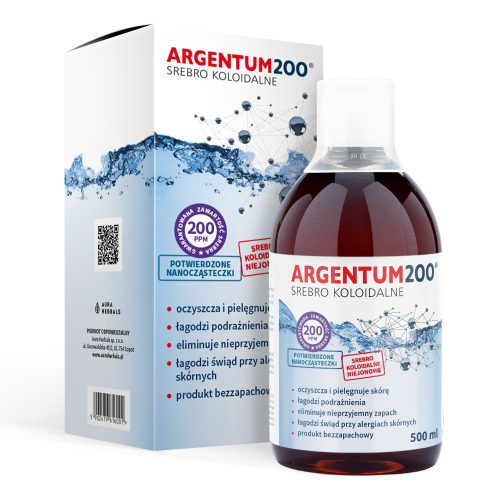 Butelka preparatu „Srebro Koloidalne 200 ppm Argentum” (500 ml) stoi obok swojego opakowania; na obu znajdują się etykiety w języku polskim zawierające szczegóły dotyczące produktu oraz informacje o dawkowaniu.