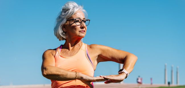 kobieta po 50 roku życia z osteoporozą